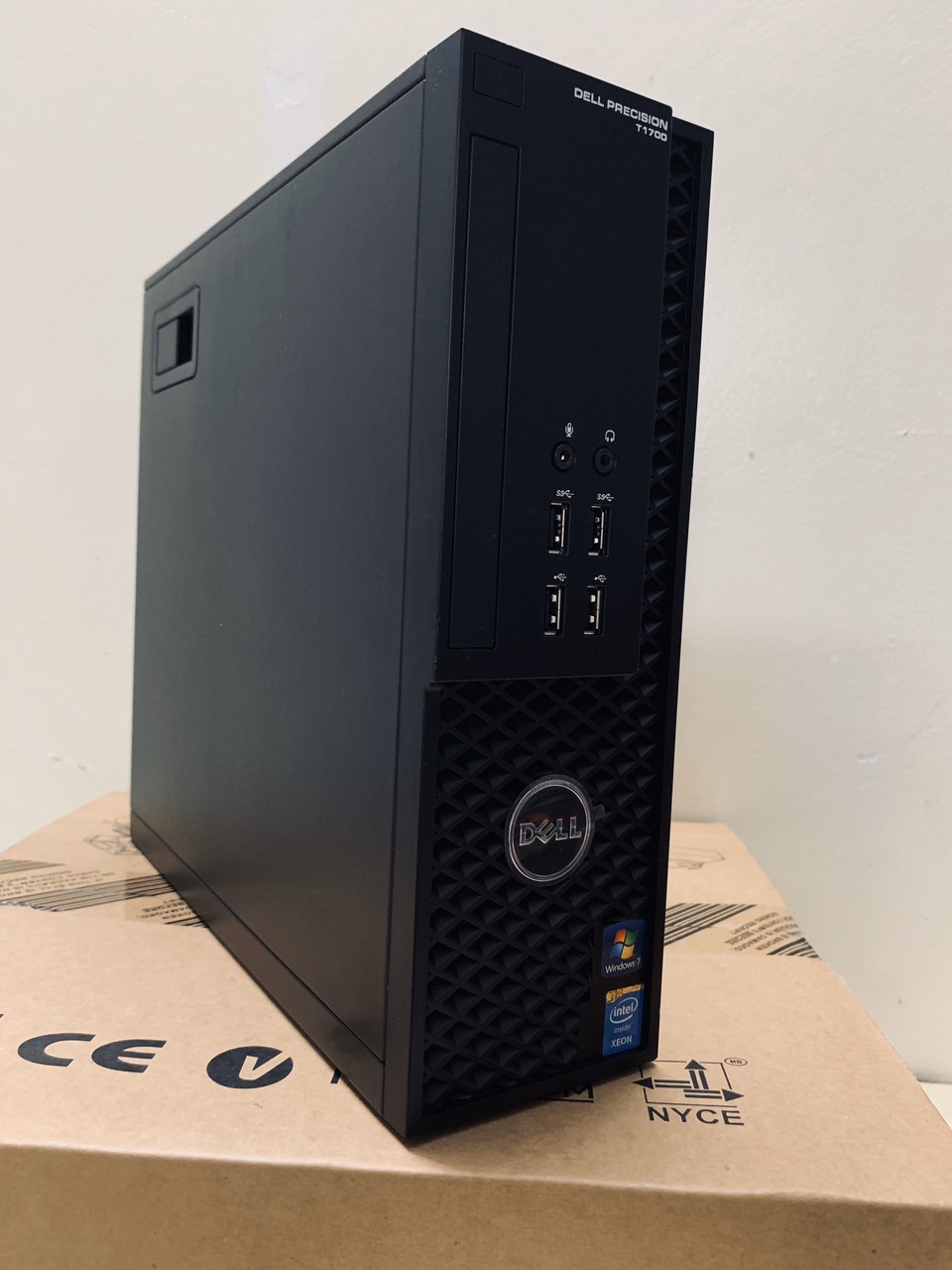 Dell Precision T1700/ I7 4770 /ram 8gb/HDD 500gb